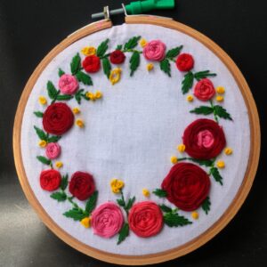 Hand-Embroidered Floral Hoop Art – Round Rose Wreath Wall Decor (6 Inch)